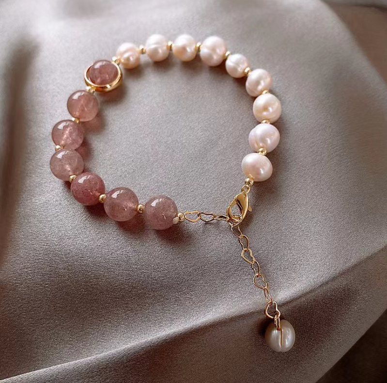 Pearl bracelet